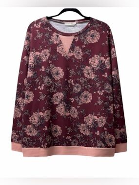 Southern Stitch Burgundy Floral Top in size M Boho Chic